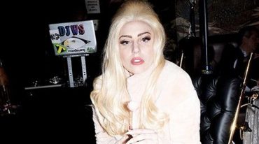 to xriso karotsi tis gaga 2