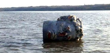 kefali kolimpaei sto potamo 1